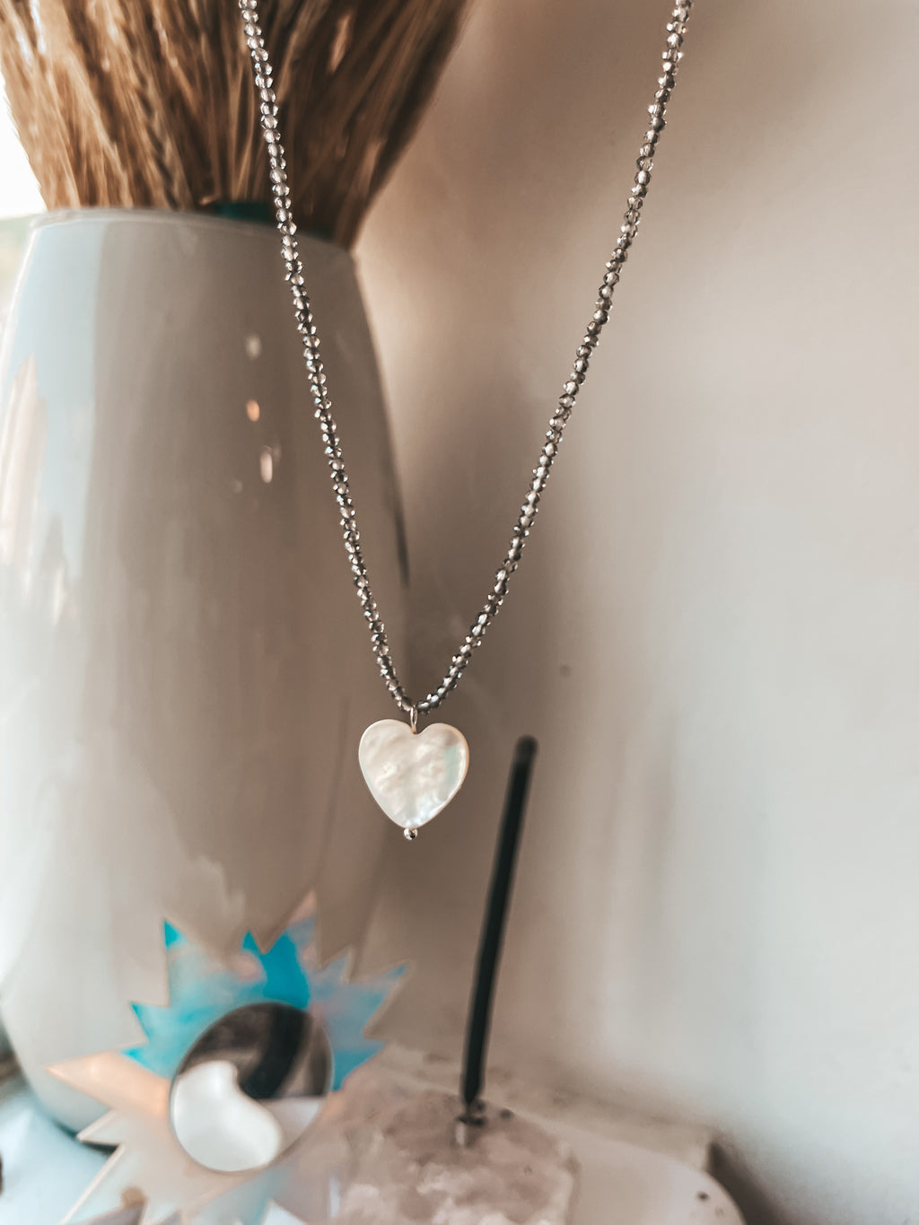 Choker Heart Pedra Da Lua Cinza